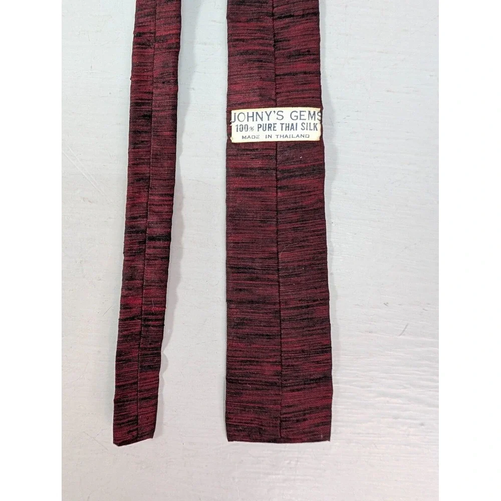 Johny's Gems Square End Necktie Mens‎ Maroon 100% Thai Silk 2.5